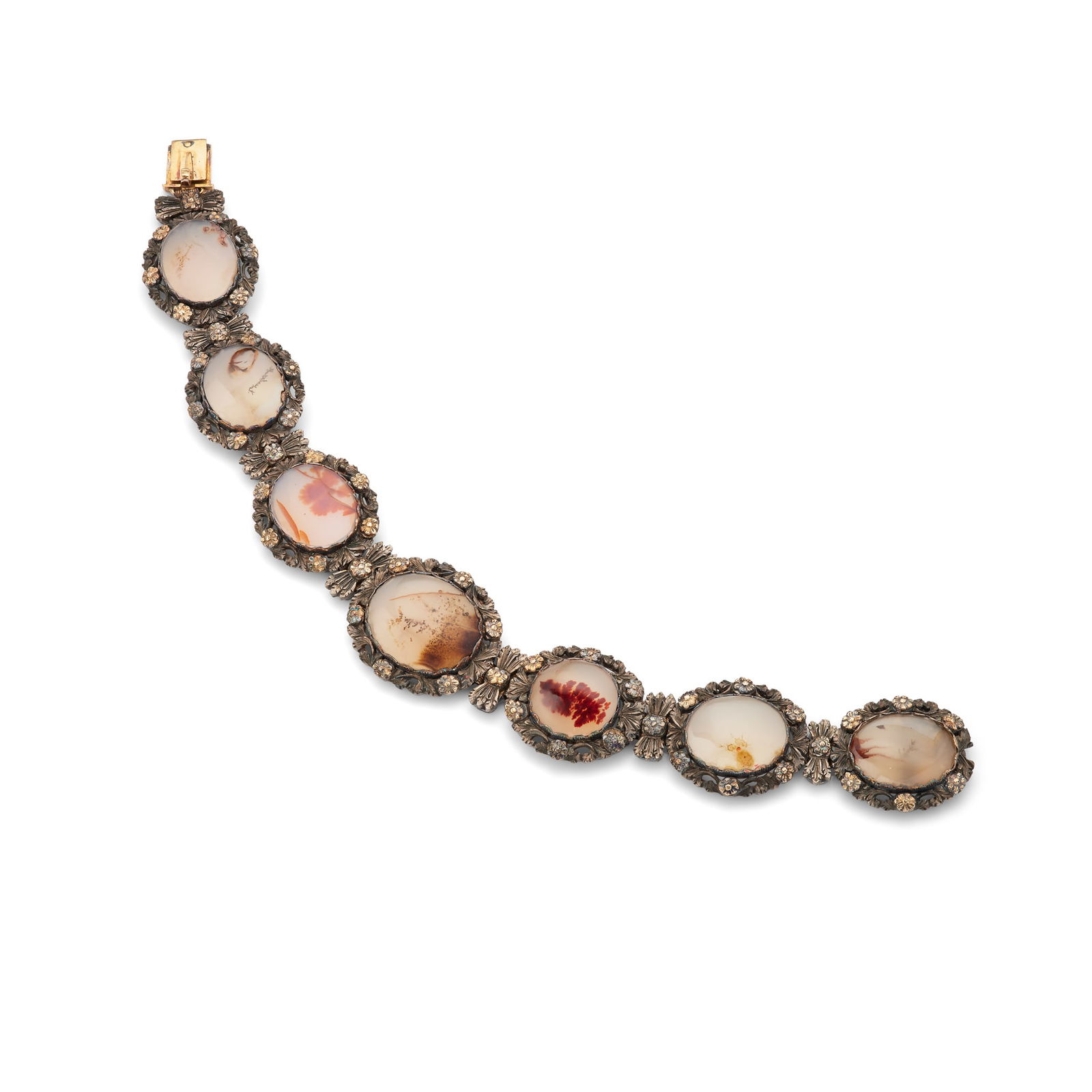 A moss agate bracelet (1 of 1)