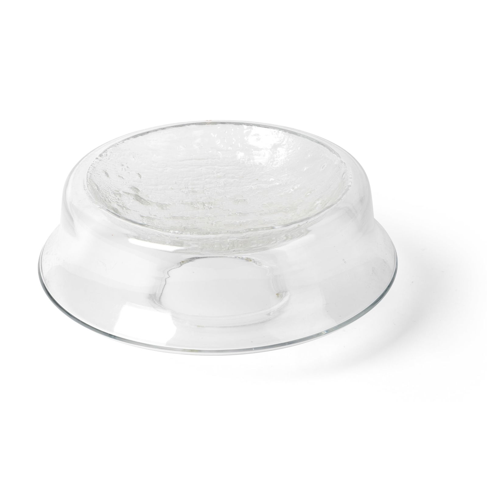 § TIMO SARPANEVA (FINNISH 1926-2006) FOR IITTALA: TIMO SARPANEVA (FINNISH 1926-2006) FOR IITTALA 'FINLANDIA' (BARK GLASS) CENTREPIECE, 1960s engraved Timo Sarpaneva 3376 and with manufacturer's label, clear glass blown into carbonised wood mould 14cm