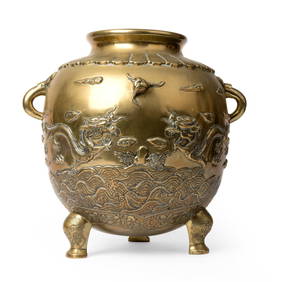 LARGE CHINESE BRONZE 'DRAGON' TRIPOD CENSER (1 of 2)