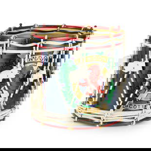 A MID-20TH CENTURY LONDON SCOTTISH SNARE DRUM: A MID-20TH CENTURY LONDON SCOTTISH SNARE DRUM of typical form with large regimental badge and rope strung skins; together with a modern glass tabletop 38cm diameter