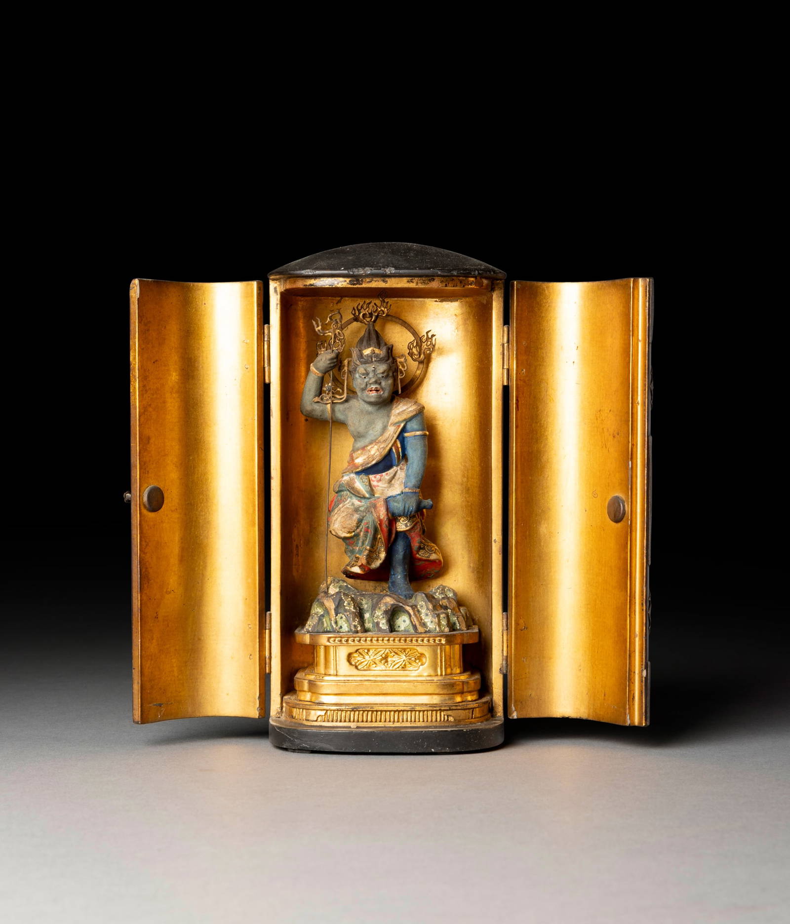 [COLLECTION OF PROF. J. GILBERT & CORA MCALLISTER] JAPANESE LACQUER ZUSHI OF A DEITY