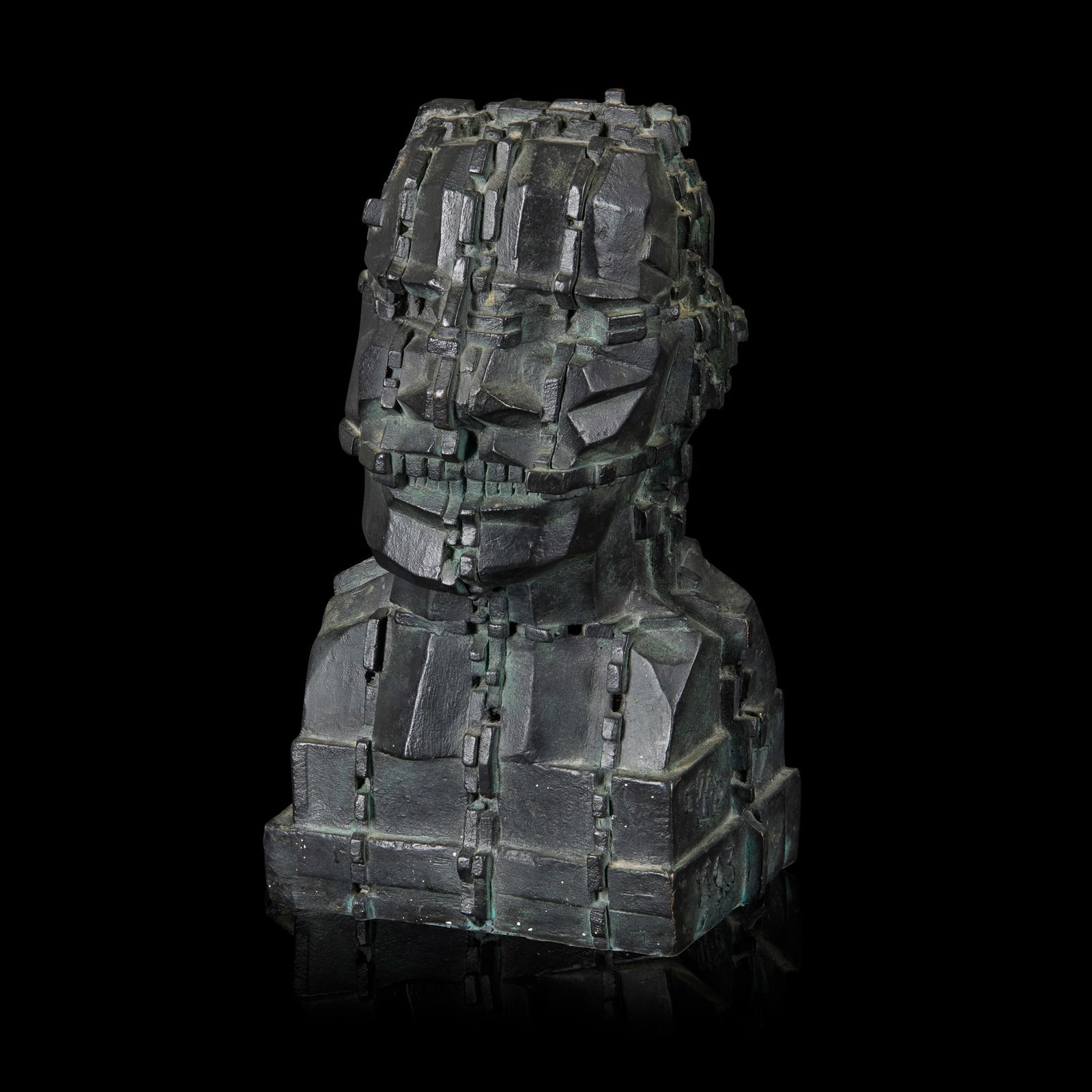 § EDUARDO PAOLOZZI K.B.E., R.A., H.R.S.A. (SCOTTISH 1924-2005): EDUARDO PAOLOZZI K.B.E., R.A., H.R.S.A. (SCOTTISH 1924-2005) BRONZE HEAD – 1993 Bronze, signed and dated to each side, with the ‘Livingstone Art Founders’ mark verso 23.5cm (9.25in)