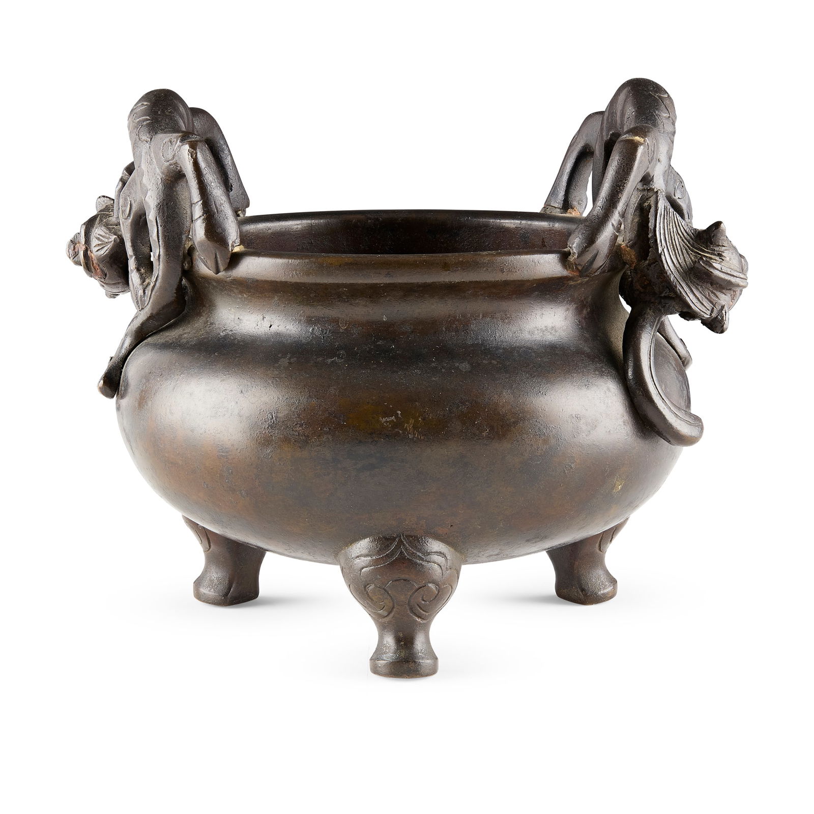 [PRIVATE COLLECTION, GLASGOW] CHINESE BRONZE 'DRAGON HANDLED' TRIPOD CENSER: [PRIVATE COLLECTION, GLASGOW] CHINESE BRONZE 'DRAGON HANDLED' TRIPOD CENSER XUANDE MARK BUT QING DYNASTY, 19TH CENTURY 清 宣德款 銅螭龍雙耳三