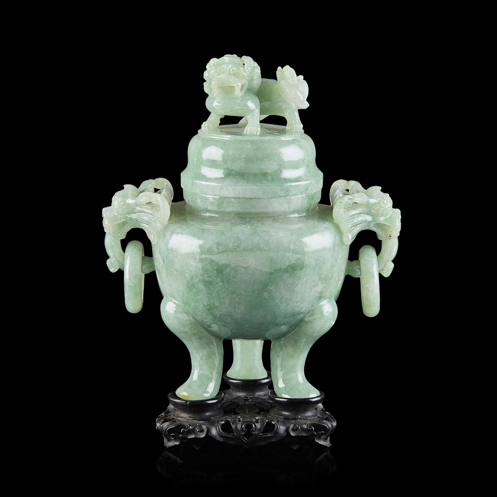 [COLLECTION FROM HOMER LING] CHINESE JADEITE TRIPOD CENSER WITH COVER (1 of 2)