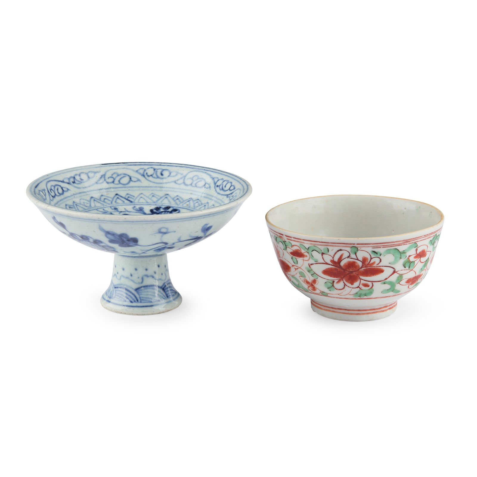 CHINESE BLUE AND WHITE STEM CUP AND AN IRON-RED DECORATED CUP (1 of 2)