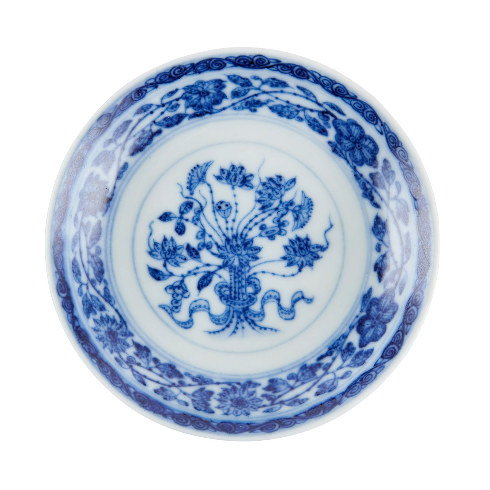 CHINESE BLUE AND WHITE 'LOTUS' SAUCER (1 of 2)