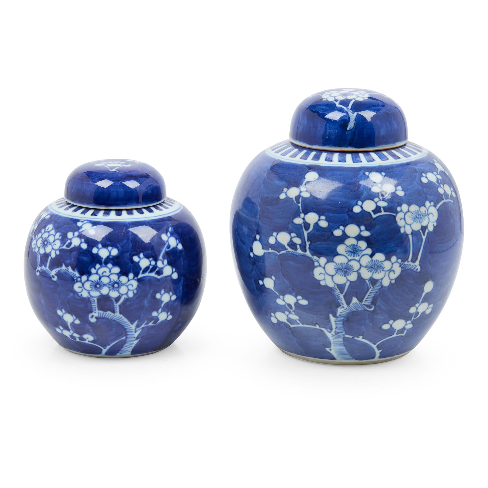 TWO CHINESE BLUE AND WHITE GINGER JARS (1 of 1)