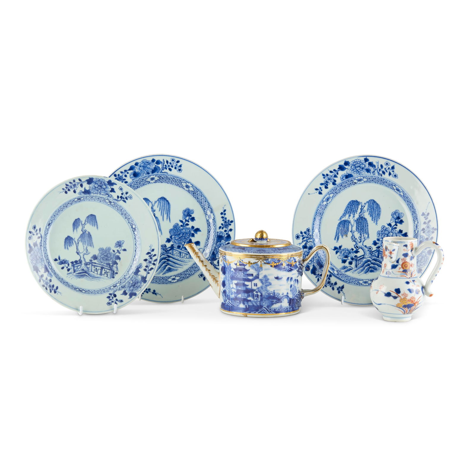 GROUP OF FIVE CHINESE EXPORT PORCELAIN WARES (1 of 1)