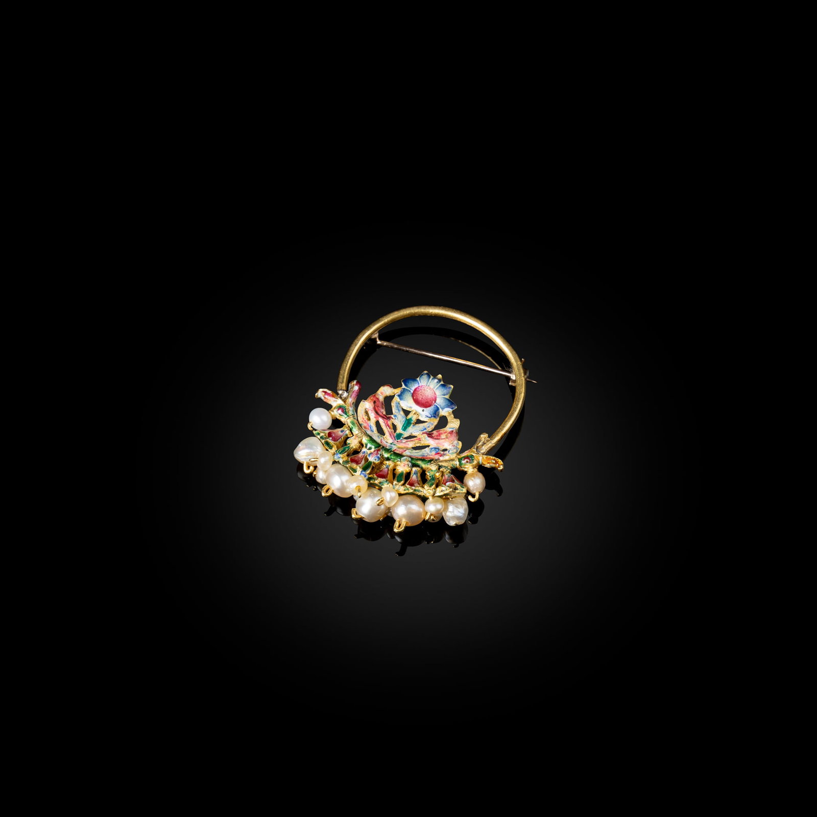 A QAJAR ENAMELLED GOLD BROOCH (1 of 2)