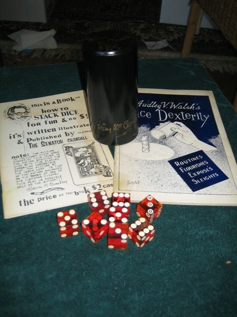 DICE STACKING CUP SIGNED BY BILLY Labeled in Billy - 2