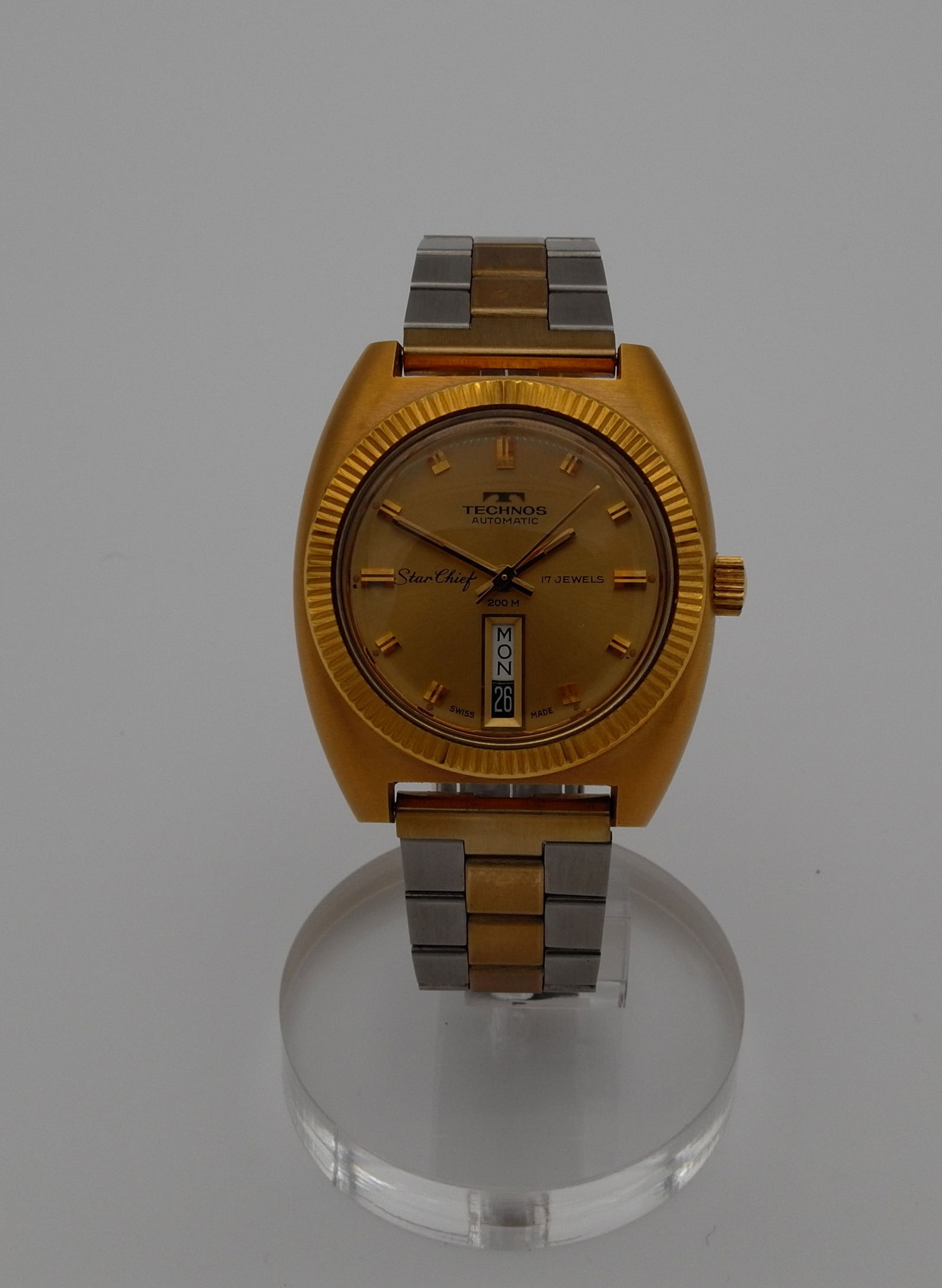 TECHNOS AUTOMATIC SWISS WATCH (1 of 5)