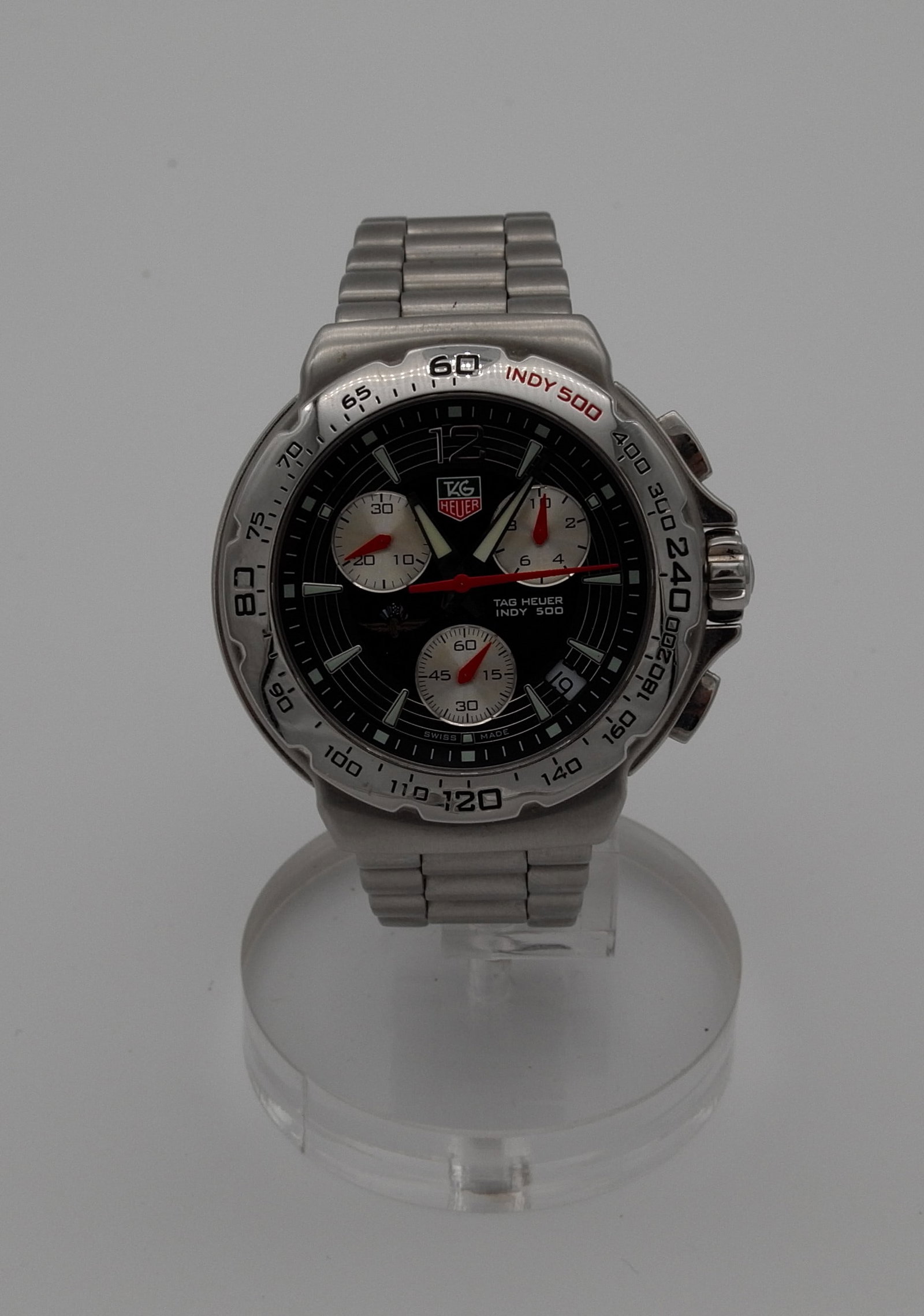 TAG HEUER CHRONOGRAPH INDY 500 SWISS WATCH: TAG HEUER CHRONOGRAPH INDY 500 SWISS men watch. Size: Case app. 42mm excluding crown. Condition: Working at the time of inspection. Please see pictures. Provenance: NYC prominent watch collector. Note