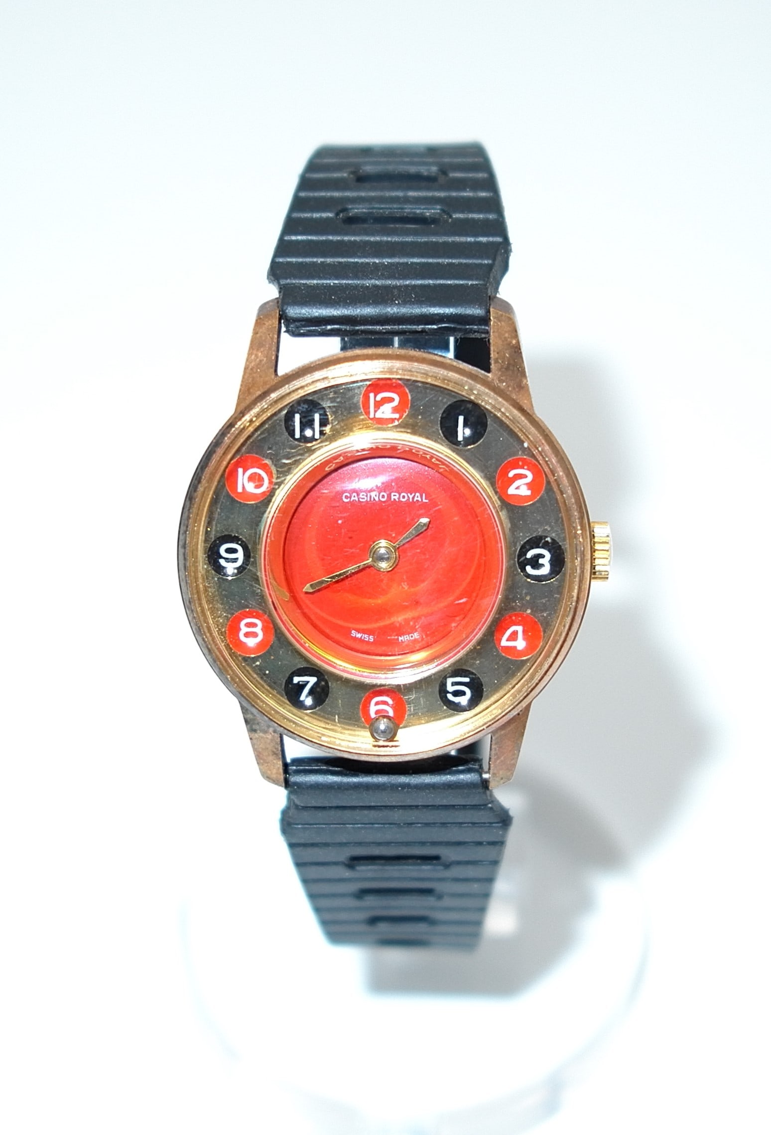 CASINO ROYALE MECHANICAL SWISS WATCH (1 of 6)