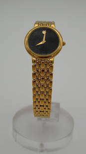 MOVADO QARTZ SWISS WOMEN WATCH: MOVADO QUARTZ SWISS WOMEN WATCH, Original Bracelet. Size: Case app. 26mm excluding crown. Condition: Working at the time of inspection. Please see pictures. Provenance: NYC prominent watch collector.