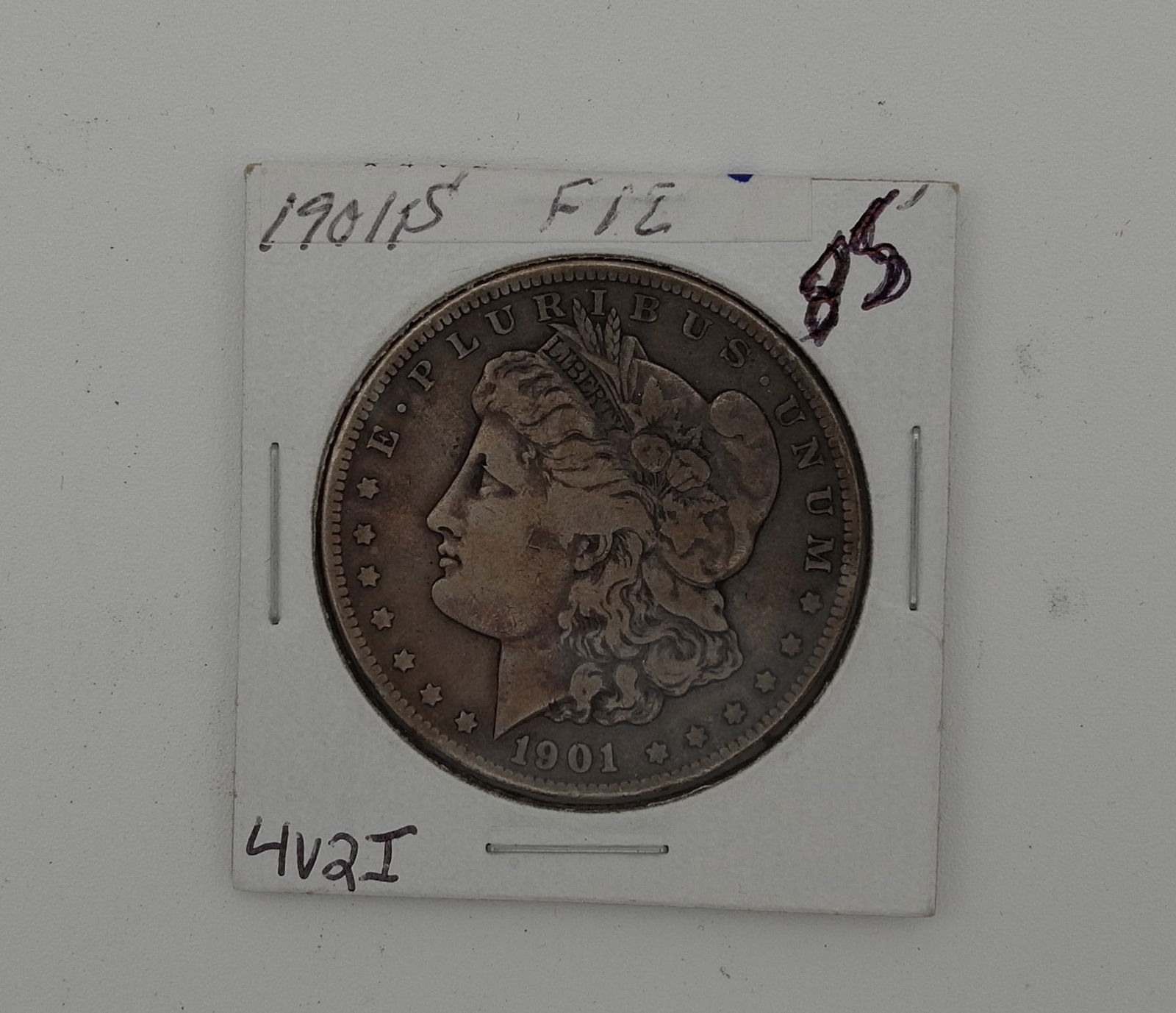 1901  MORGAN 1901 DOLLAR SILVER COIN/US MINT (1 of 2)