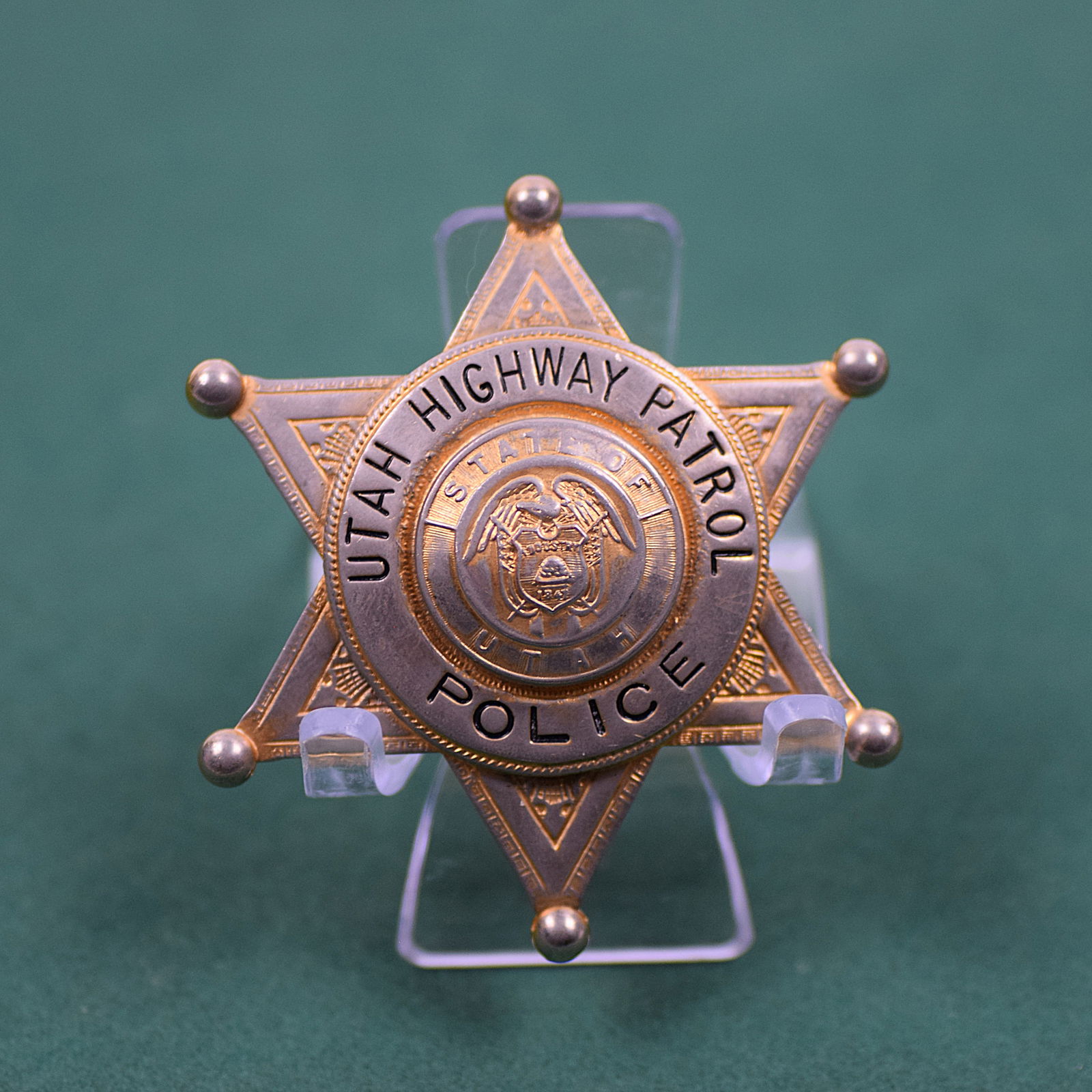OBSOLETE UTAH HIGHWAY PATROL BADGE (1 of 4)