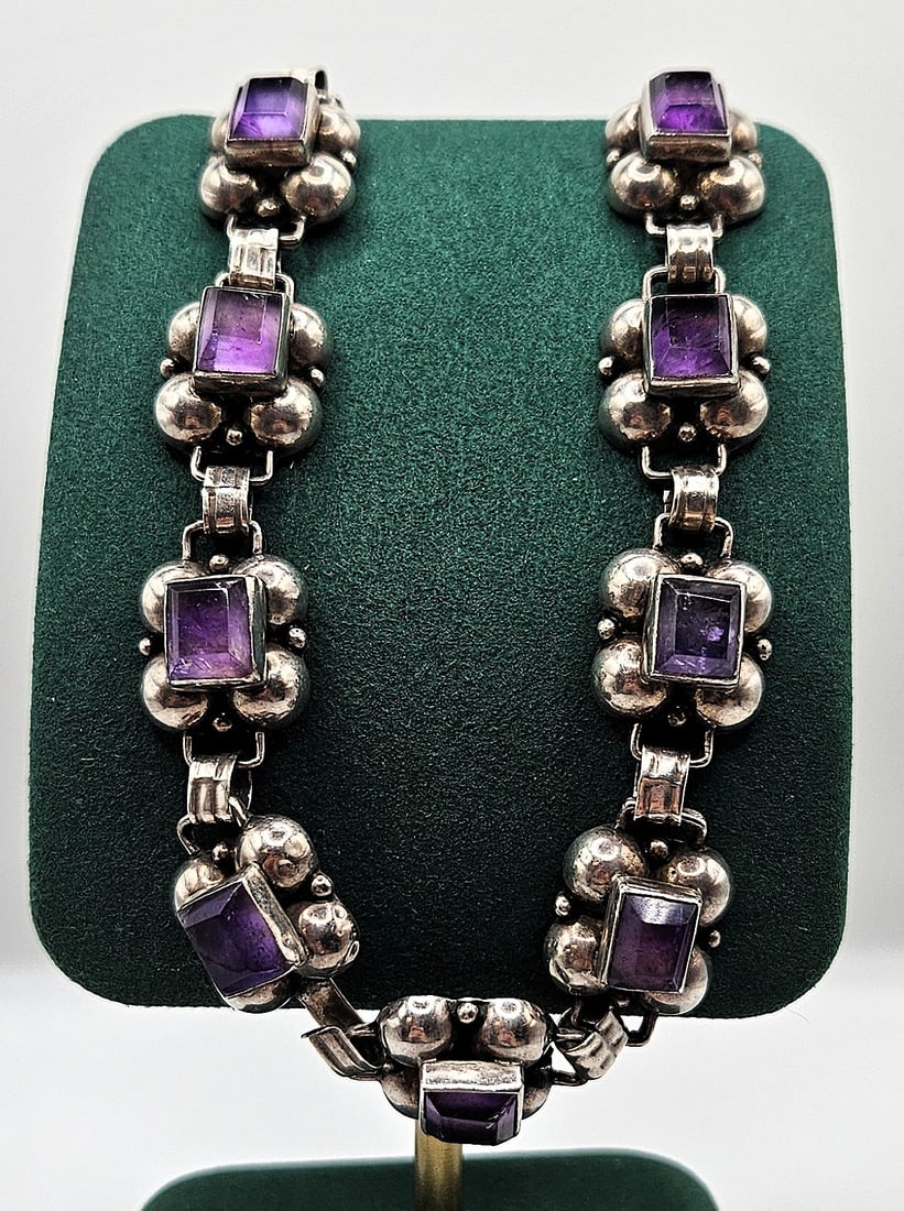 MID - CENTURY STERLING SILVER MEXICAN  AMETHYST MARCASITE LINKED NECKLACE (1 of 5)