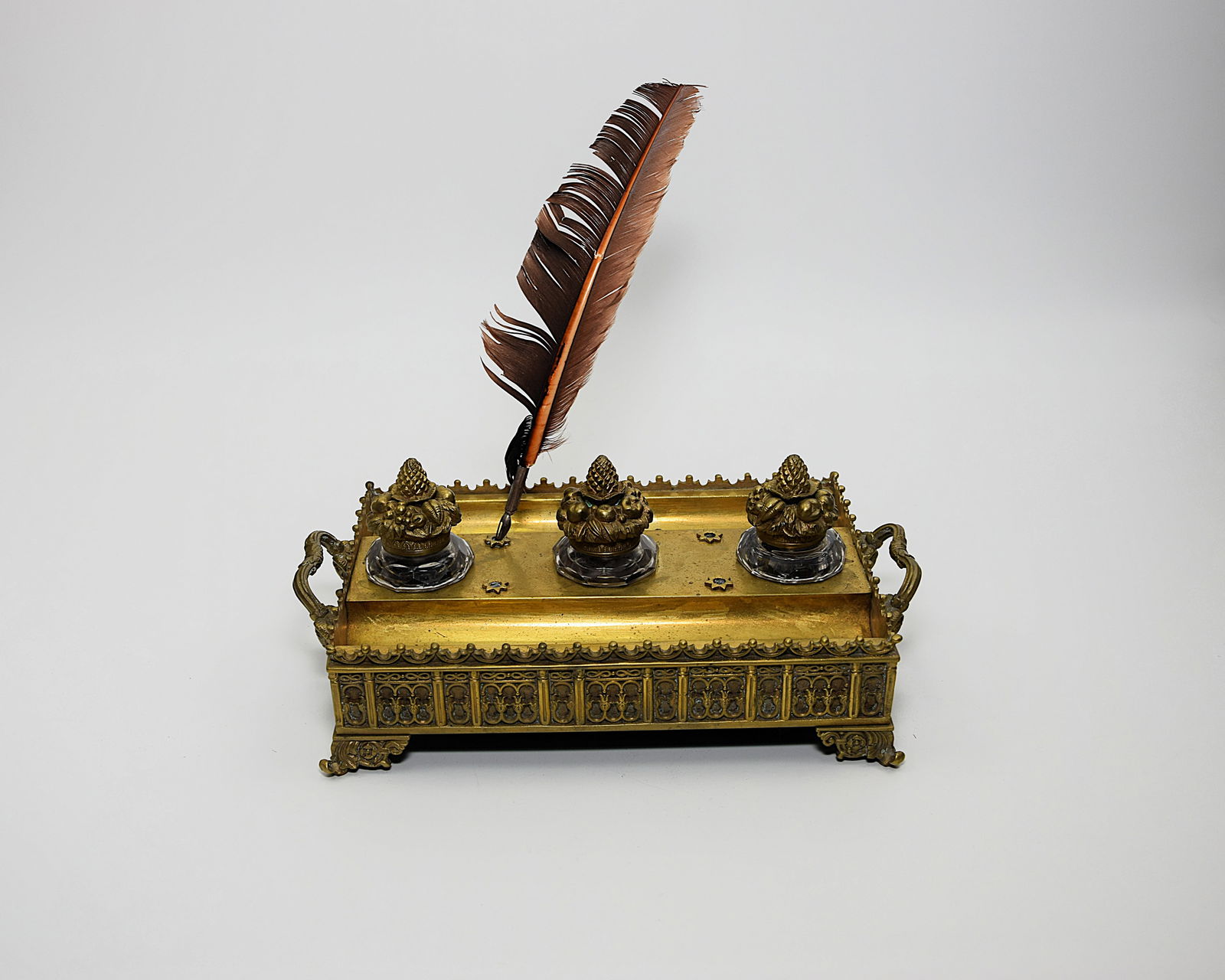 ANTIQUE ORNATE VICTORIAN TRIPLE INKWELL SET WITH QUILL PEN (1 of 11)