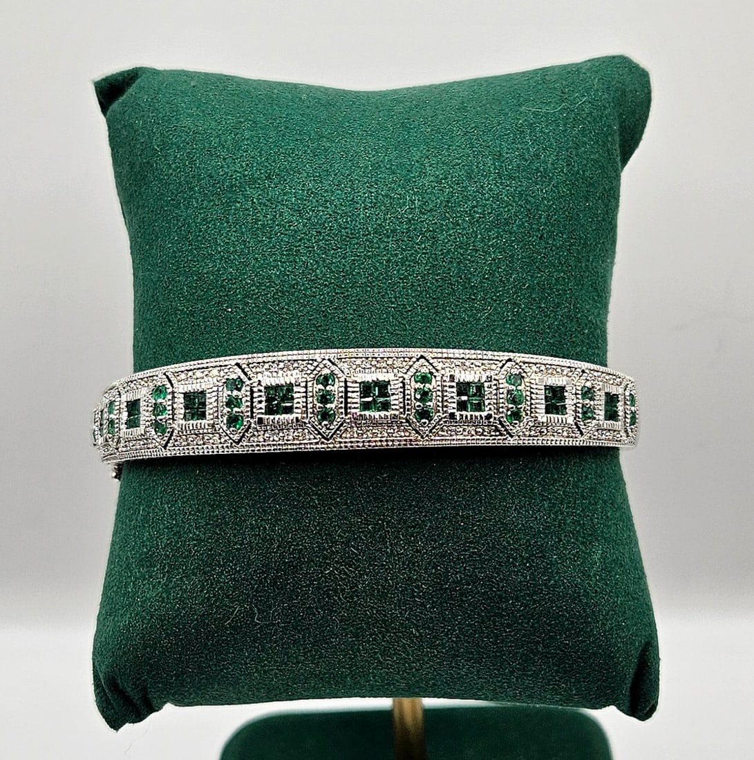 STERLING SILVER BRACELET WITH EMERALDS (1 of 7)