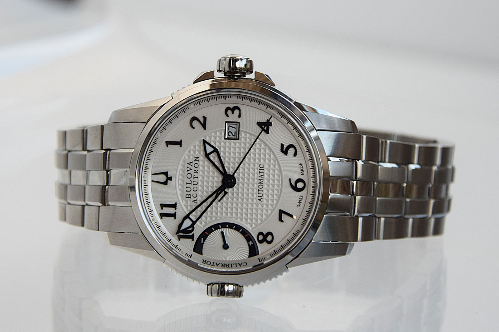 BULOVA ACCUTRON AUTOMATIC 25J SWISS MADE WRISTWATCH, NEW (1 of 10)