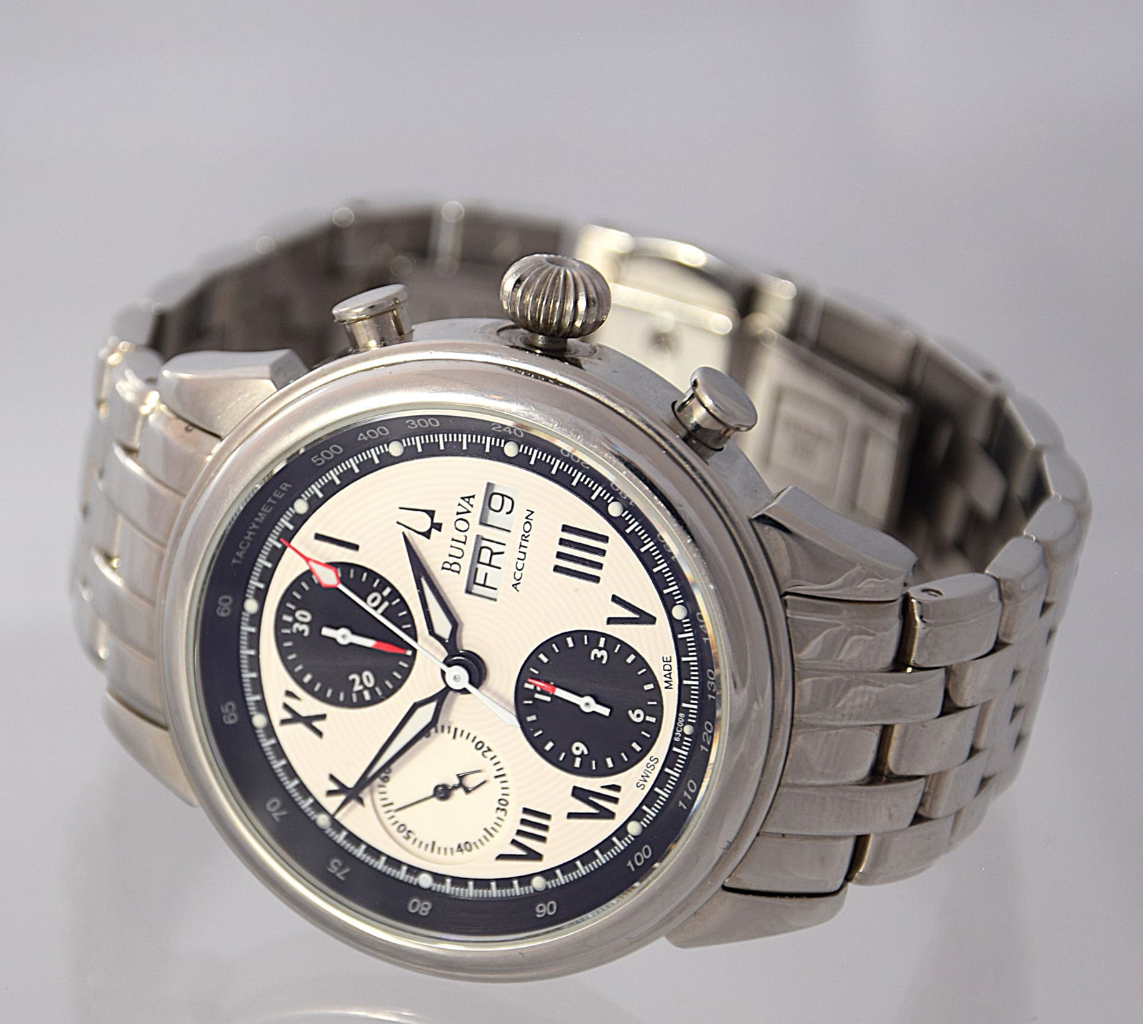 BULOVA ACCUTRON CHRONOGRAPH AUTOMATIC SWISS WRIST WATCH 25 JEWELS (1 of 10)