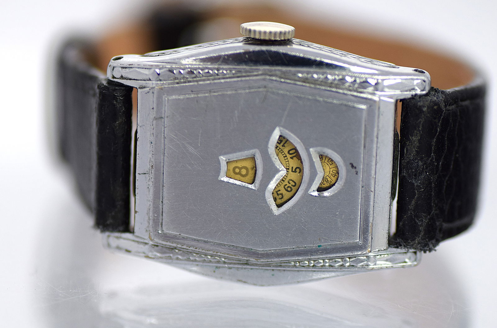 RARE ART DECO JUMP HOUR SWISS MADE WRIST WATCH C.1930 (1 of 8)