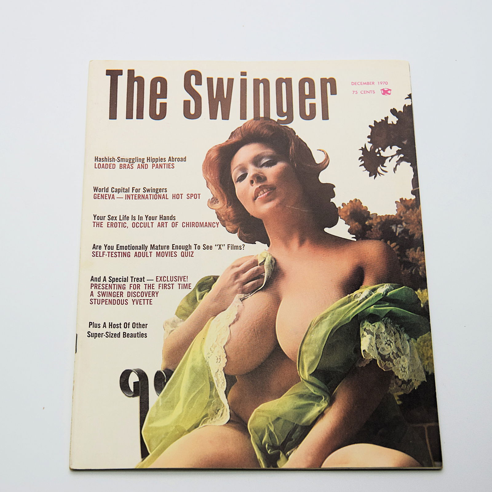 THE SWINGER ADULT MAGAZINE  DECEMBER, 1970 VERY RARE (1 of 1)
