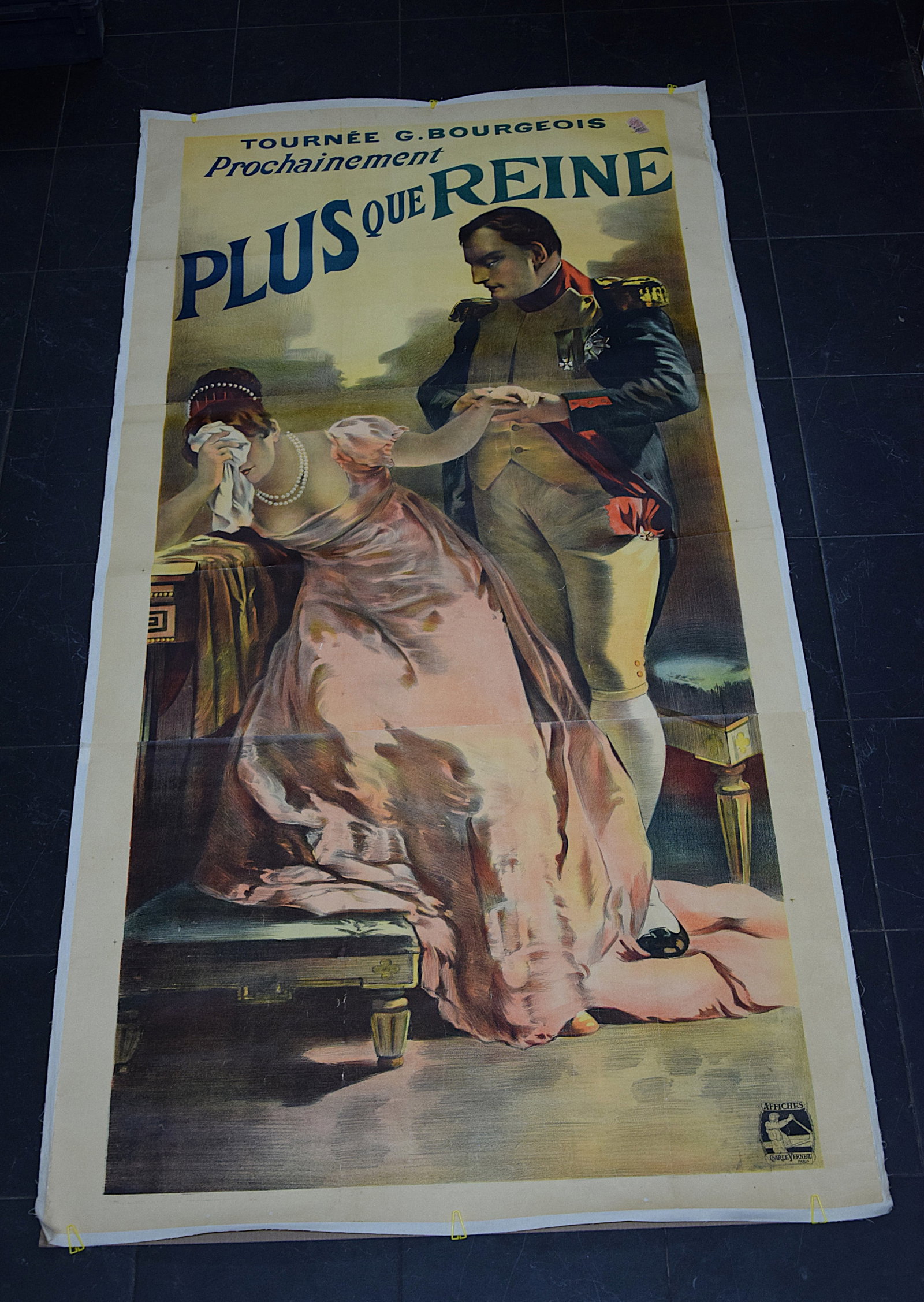 ANTIQUE HISTORICAL/MILITARY/ADVERTISING FRENCH POSTER FOR APLAY TITELED "Plus que Reine", C. 1899 (1 of 10)