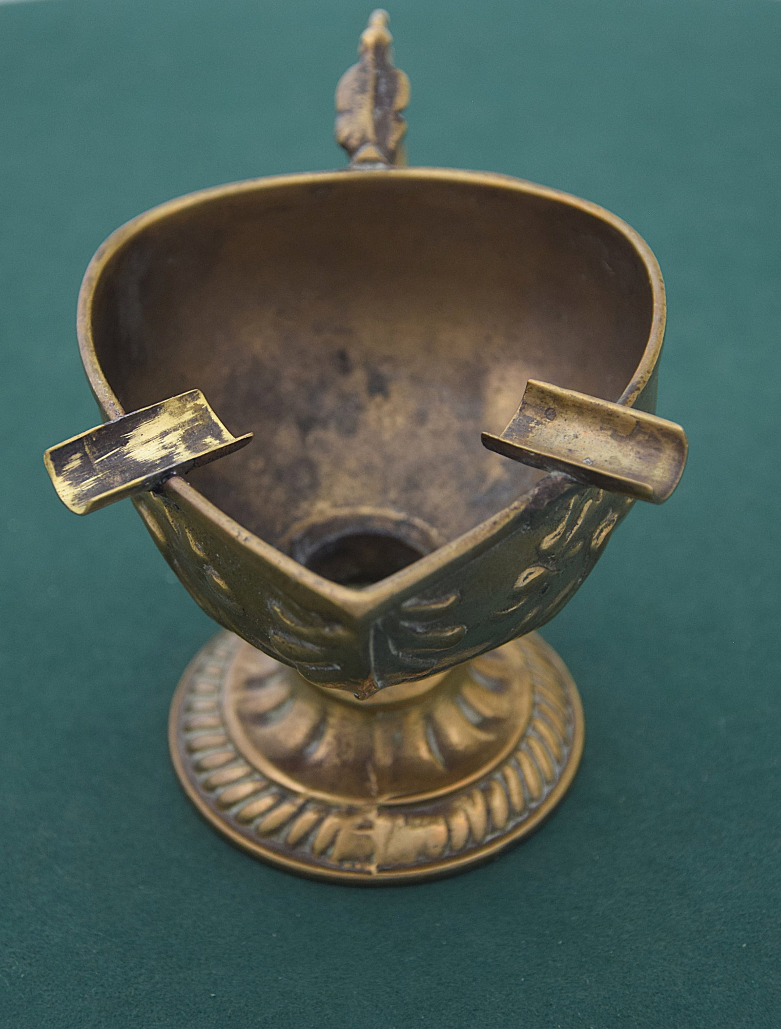 VINTAGE CHALICE ASHTRAY - 4