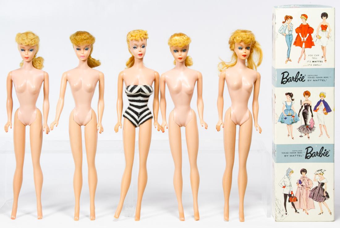 Mattel #5 and #6 Blonde Ponytail Barbie Assortment: Mattel #5 and #6 Blonde Ponytail Barbie Assortment Five dolls from the 1961 to 1962 era having the 'Barbie R.' body marks, a Barbie box and an original swimsuit Height: 11.50 inches Category: Collecti
