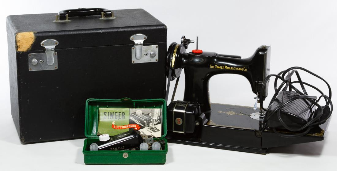 Singer 'Featherweight' Sewing Machine: Singer 'Featherweight' Sewing Machine Model 678-3A serial #AJ796347; together with case and accessories Height: 12.00 inches, Width: 14.50 inches, Depth: 8.50 inches (case) Category: Cameras & Instrum