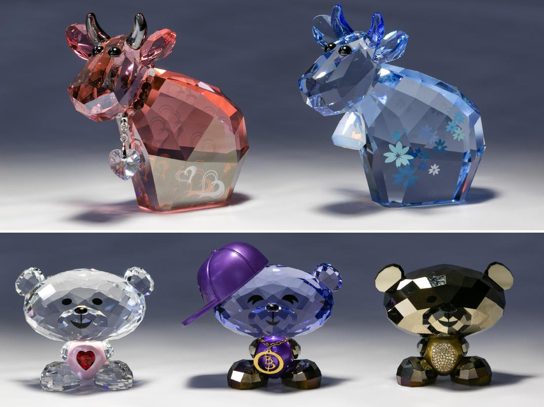 Swarovski Crystal Lovlots Assortment: Swarovski Crystal Lovlots Assortment Including Bo Bears 'So Brilliant,' 'So Sweet' and 'Hip Hop' as well as Mo Cows 'Charming Mo' and 'Belle Mo' Height: 3.75 inches (cow) Category: Crystal & Glass > S