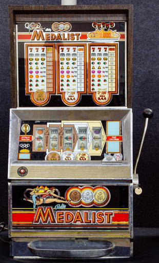 Bally 'medalist' 25c Slot Machine