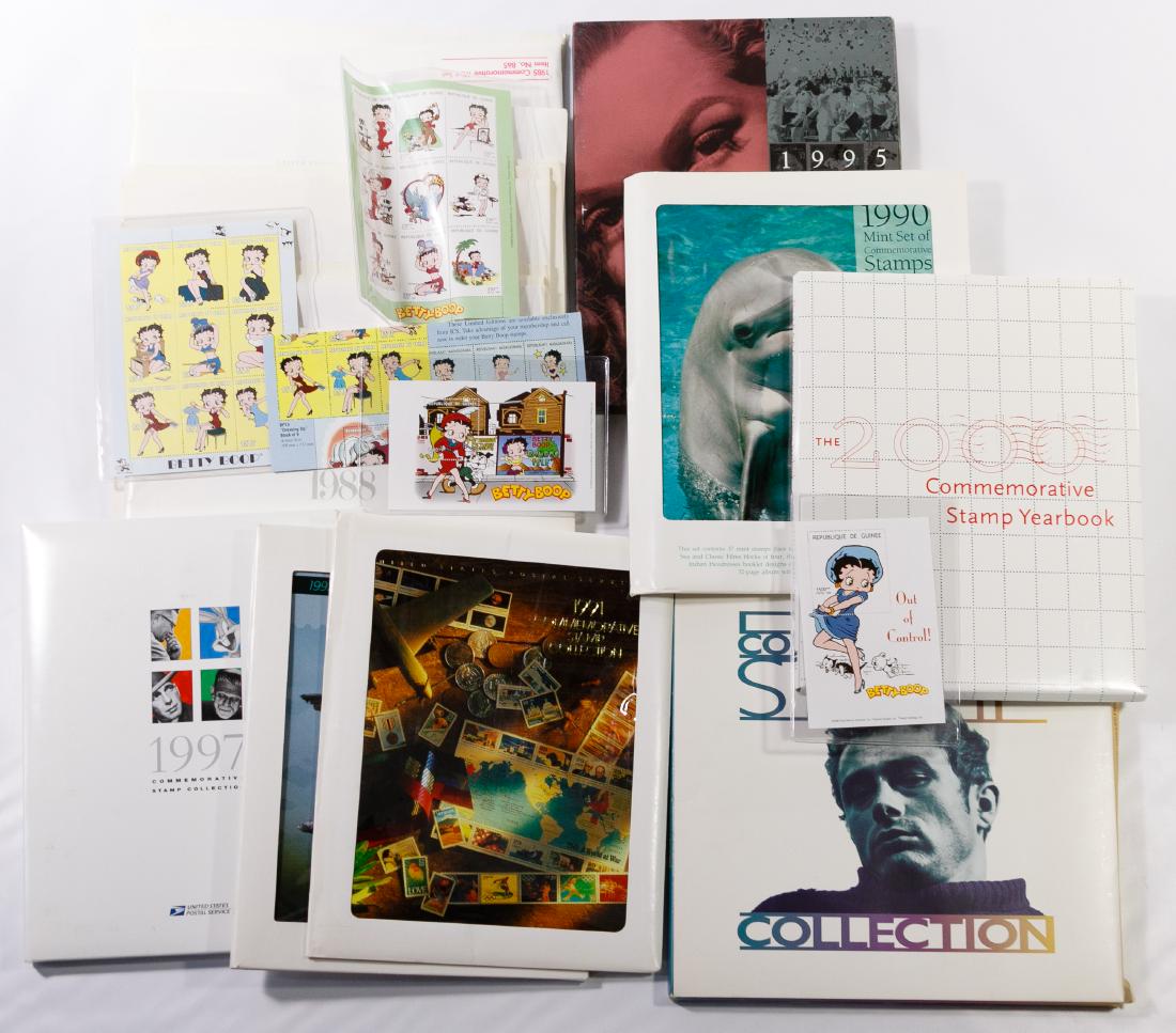 US Commemorative Stamp Assortment (1 of 2)