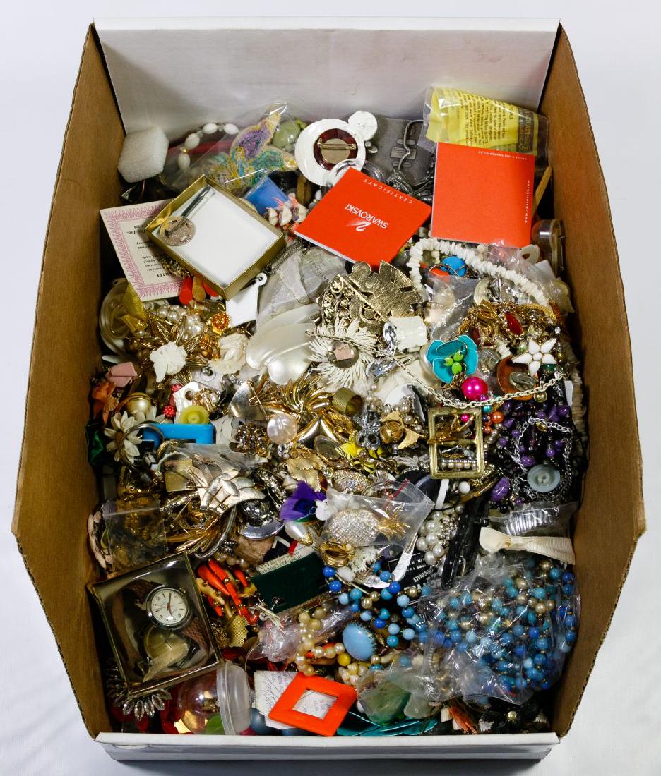 Costume Jewelry Assortment (1 of 1)