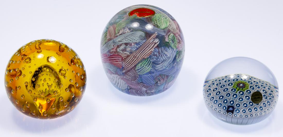 St Louis and Murano Paperweight Assortment (1 of 2)