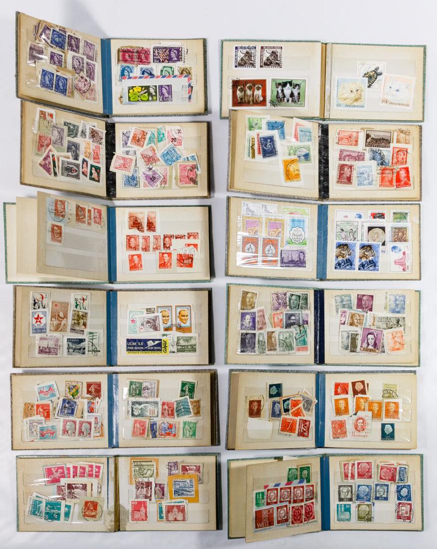 US and World Stamp Assortment (1 of 5)