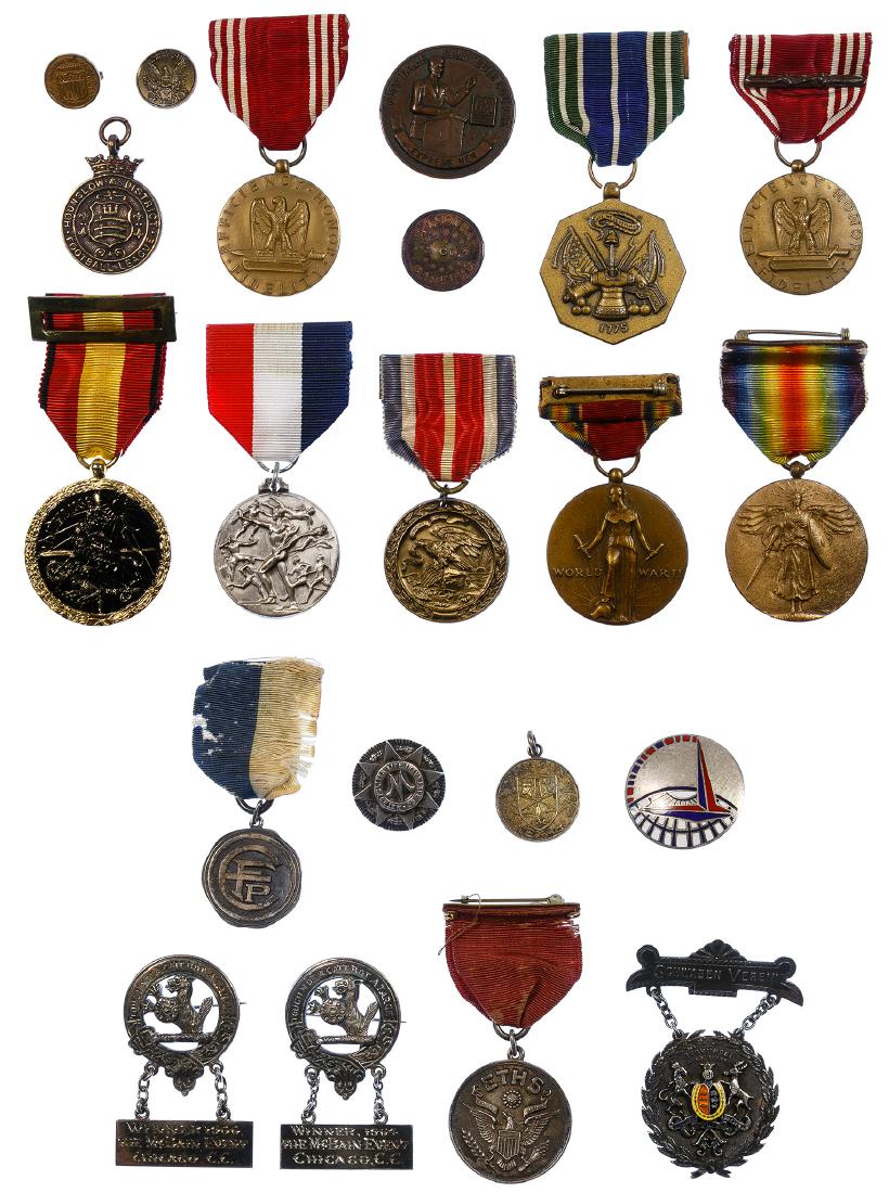 Military and Commemorative Medal Assortment (1 of 5)