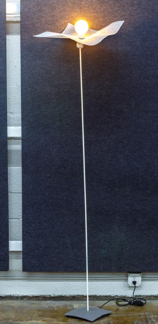 Mario Bellini for Artemide 'Area' Floor Lamp: Mario Bellini for Artemide 'Area' Floor Lamp 1974, having a fabric shade and a tilt-able head, white finish, in-line on/off switch Condition: Very Good, overall light wear; working; we cannot guarante