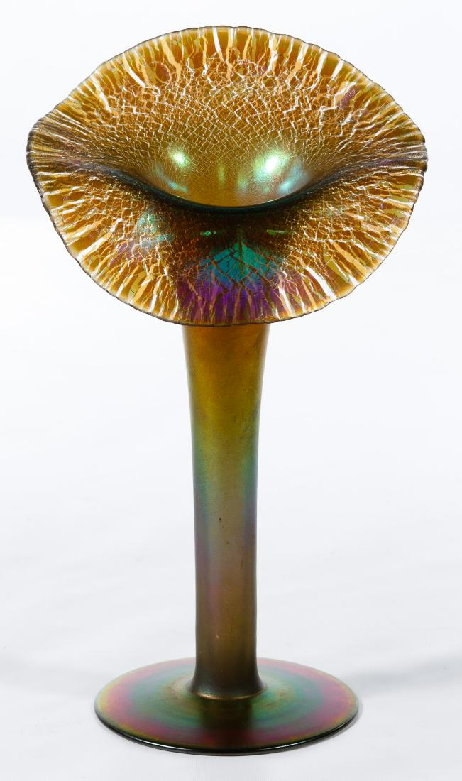 (Attributed to) Quezal 'Jack in the Pulpit' Vase: (Attributed to) Quezal 'Jack in the Pulpit' Vase Having copper, blue and green iridescent color; unsigned Condition: Very Good, no chips or cracks noted, some light scratches on base Height: 11.00 inc