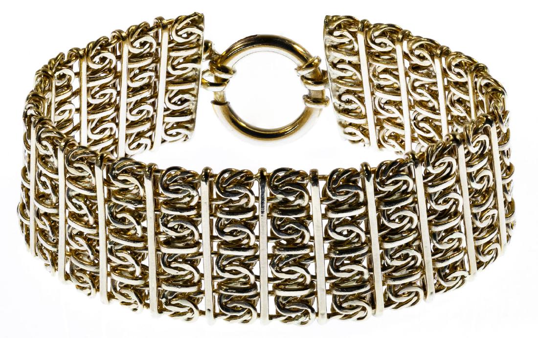 14k Gold Mesh Bracelet: 14k Gold Mesh Bracelet Having a Byzantine design laid out in columns separated by bars; marked '14k' on out ring of clasp Condition: Very Good, light wear Length: 7.25 inches Weight: 11.45 dwts. (tota