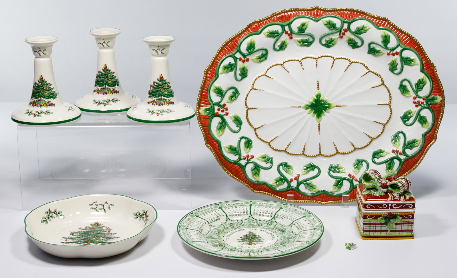 Belleek, Spode and Lenox Porcelain Assortment: Belleek, Spode and Lenox Porcelain Assortment Twenty items including Belleek shamrock plate and vase, three small serving bowls and a small pitcher; Spode 'Christmas Tree' pattern including three cand