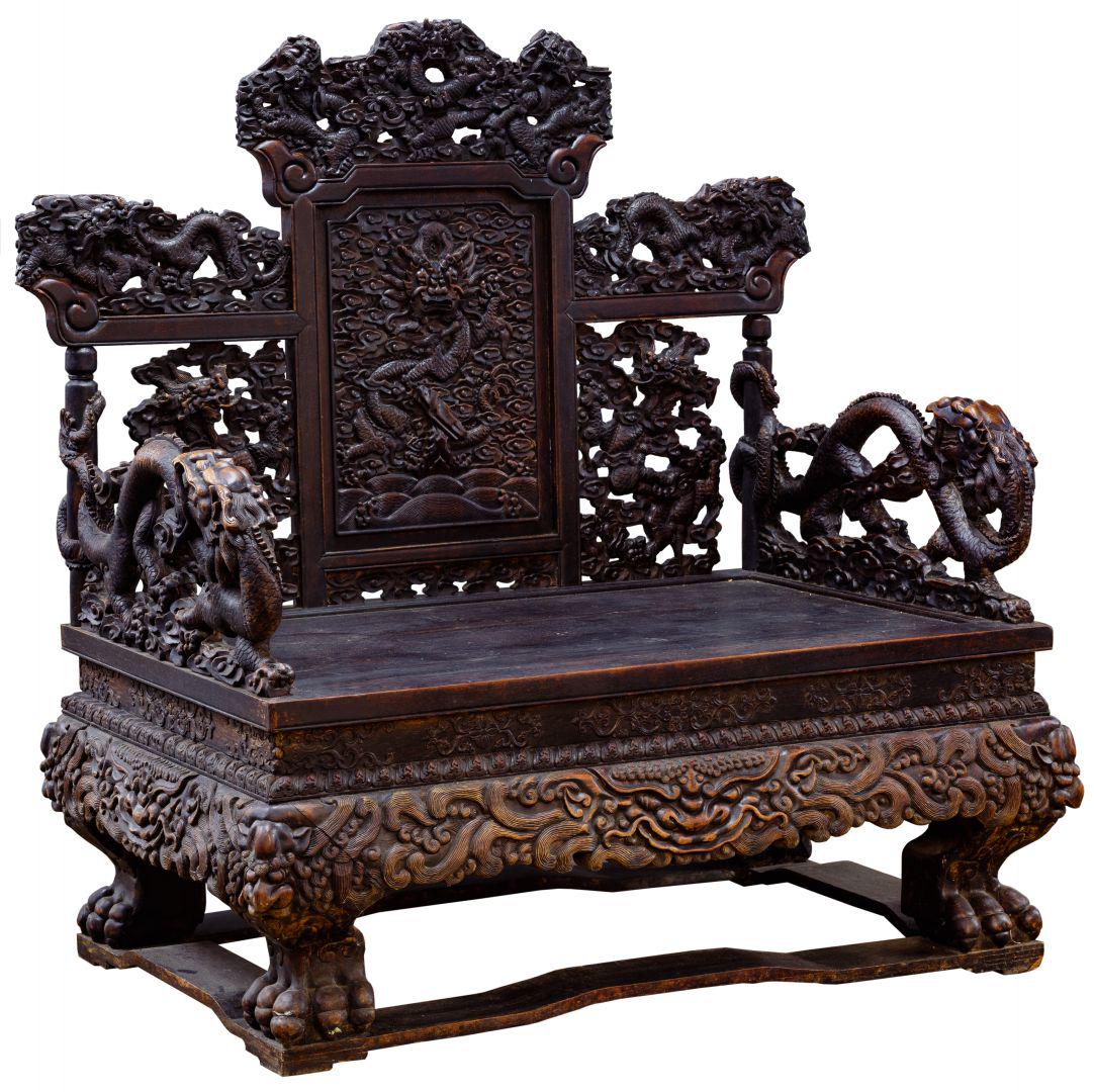 Chinese Victorian Carved Wood Throne Bench: Chinese Victorian Carved Wood Throne Bench Intricately carved dragon theme, supported by large dragon paws Condition: Very Good, overall light wear consistent with age and normal use; wood having spli