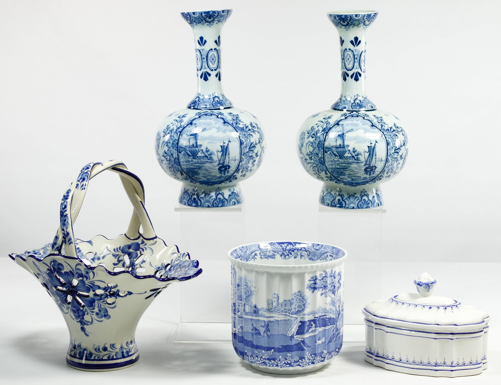 Delft Blue and White Vases: Delft Blue and White Vases Matched pair, having a bulbous shape and Dutch motif, undersides marked 'Delft dec 507'; together with a Portuguese basket, Spode cachepot and Italian covered box Condition: