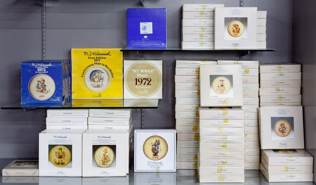 Hummel / Goebel Plate Assortment: Hummel / Goebel Plate Assortment 262 plates including Annual plates: 1972, (5) 1975, (17) 1979, (67) 1980, (18) 1981, (3) 1983, (12) 1985, (18) 1986, (2) 1987, (4) 1988, (40) 1989, 1990, (4) 1991, 199