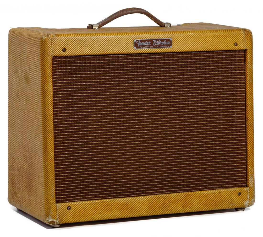 Fender 1958 Vibrolux Tweed Combination Amplifier: Fender 1958 Vibrolux Tweed Combination Amplifier Model #5F11, serial #F 02928, 110-120 volts, 50 or 60 cycles, 'Fender Vibrolux Made in Fullerton California' logo plate on front grill, leather handle;