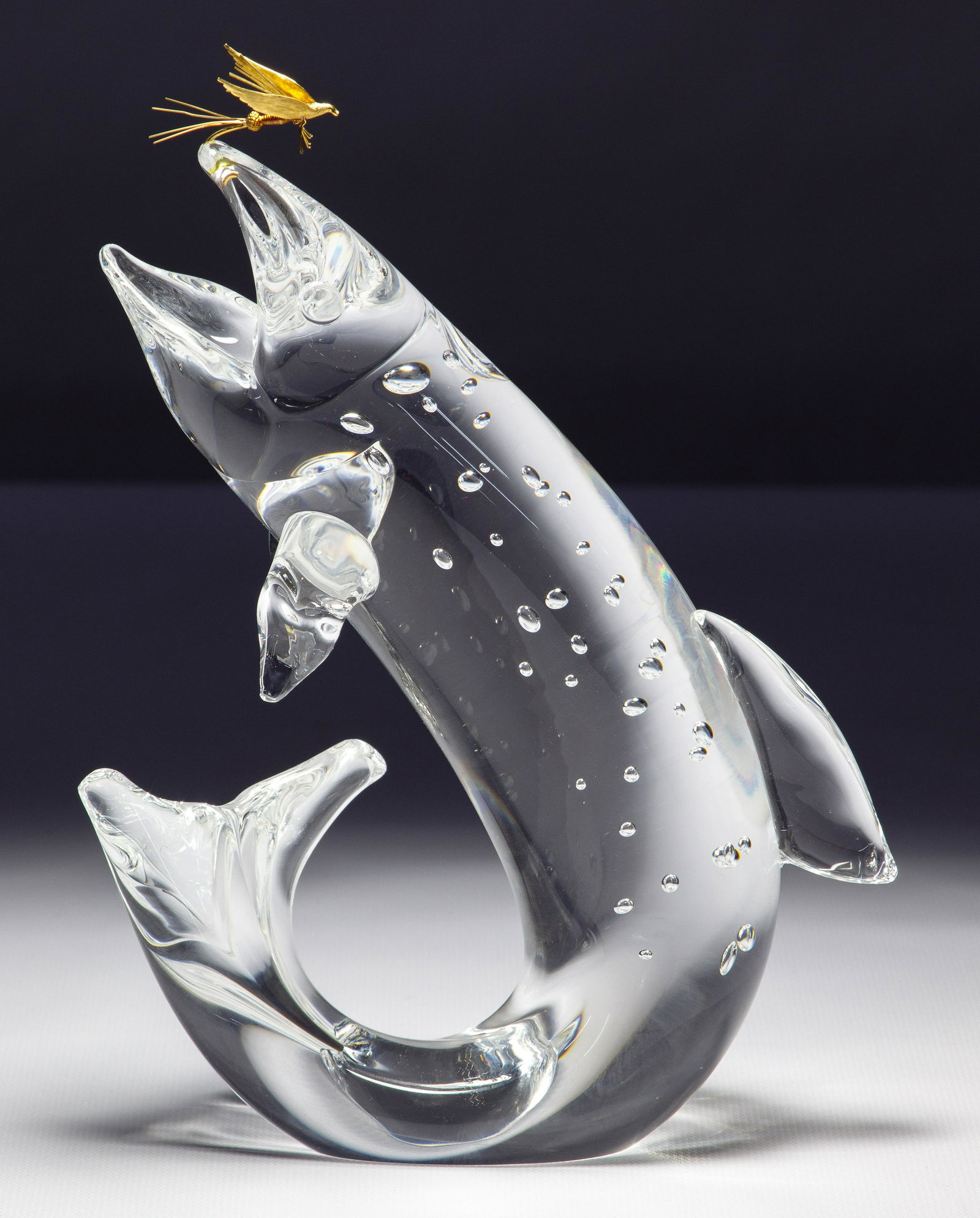 James Houston for Steuben Trout with 18k Gold Fly: James Houston for Steuben Trout with 18k Gold Fly Crystal fish being caught with a fly, controlled bubbles in glass, in red presentation box, fly marked '18k' Condition: Very Good, light wear; no chip
