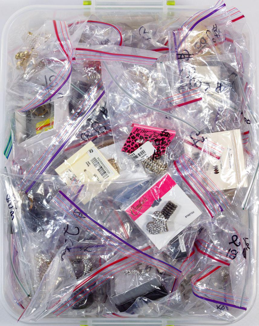 Costume Ring Assortment: Costume Ring Assortment Approximately (9) pounds of ladies rings including Betsy Johnson, CBC, Simply Vera Wang, Candies and Style and Company having metal, stone, glass, rhinestone, wood and plastic