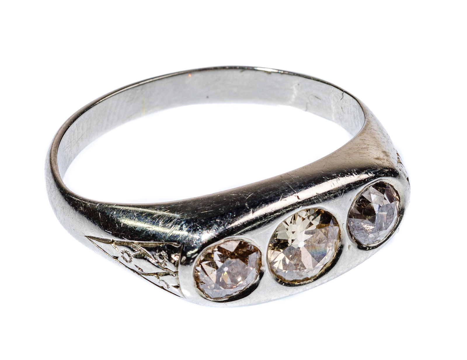 18k White Gold and Diamond Ring (1 of 2)