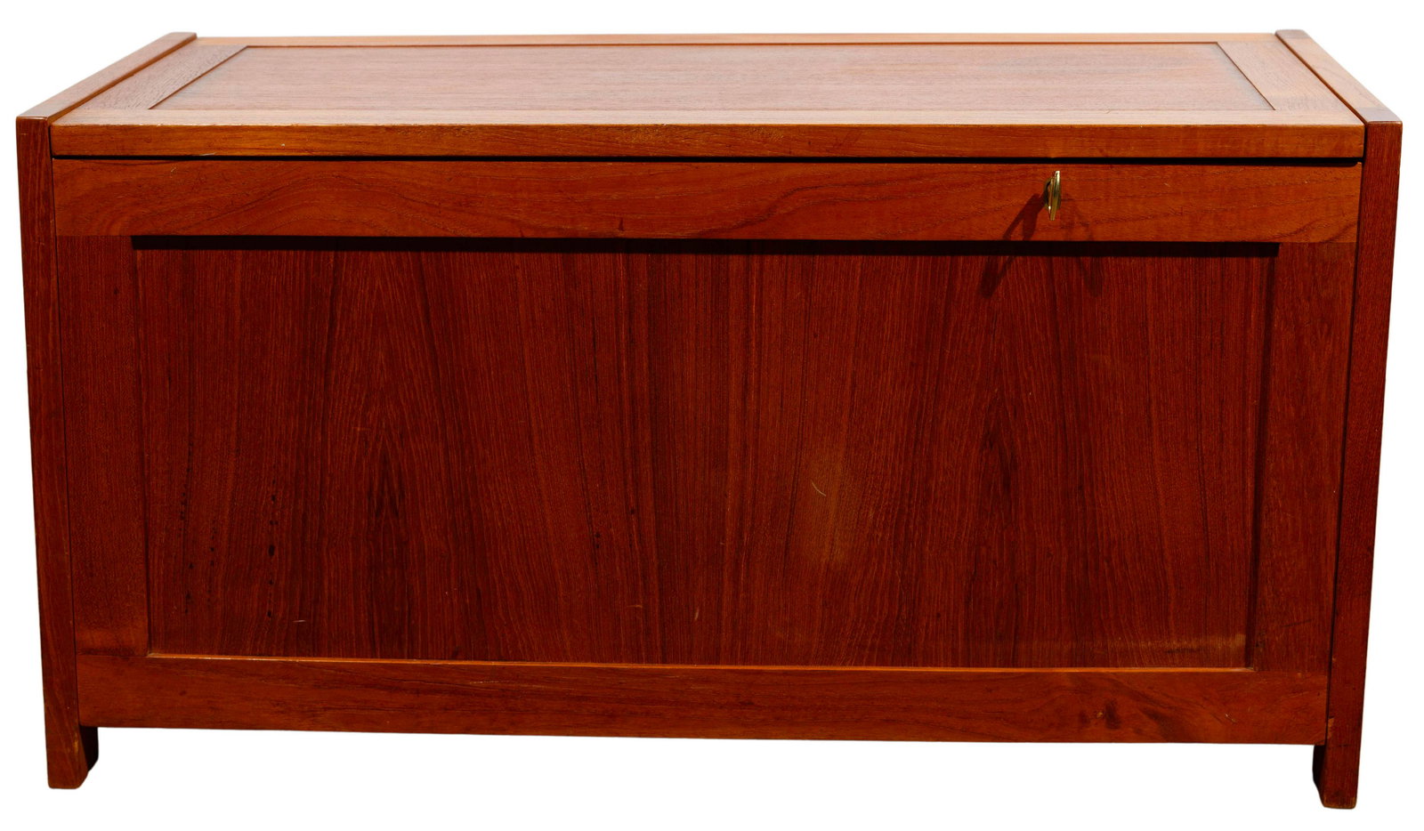 Randers Mobelfabrik for Illums Bolighus Danish Modern: Randers Mobelfabrik for Illums Bolighus Danish Modern Teak Blanket Chest c.1965, wood storage chest having a leather lid stay, brass hinges and fittings, keyed lock closure and key; stamped on undersi